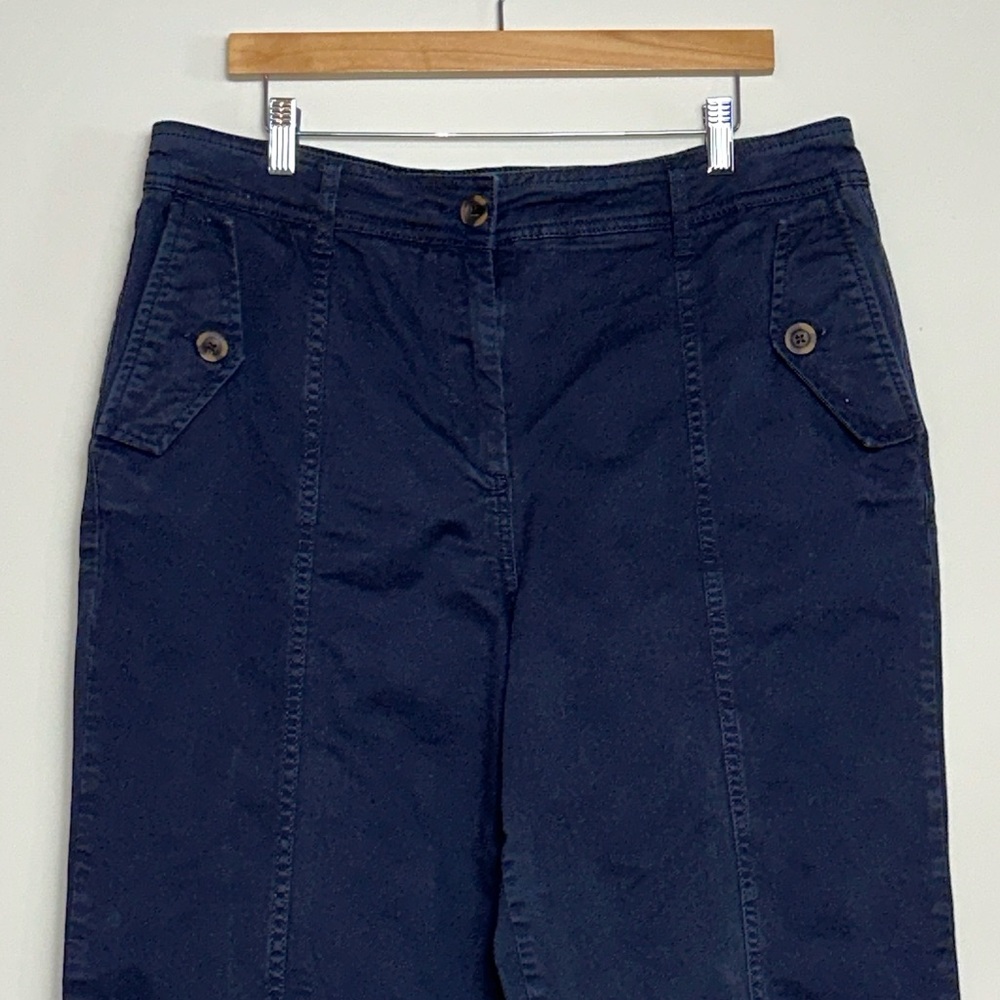 BODEN Wide Leg Chino Trouser in Navy - Picture 6 of 11